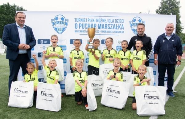 EMOCJONUJĄCE ROZGRYWKI 9-LATKÓW ZAMKNĘŁY RYWALIZACJĘ W SILESIA CUP